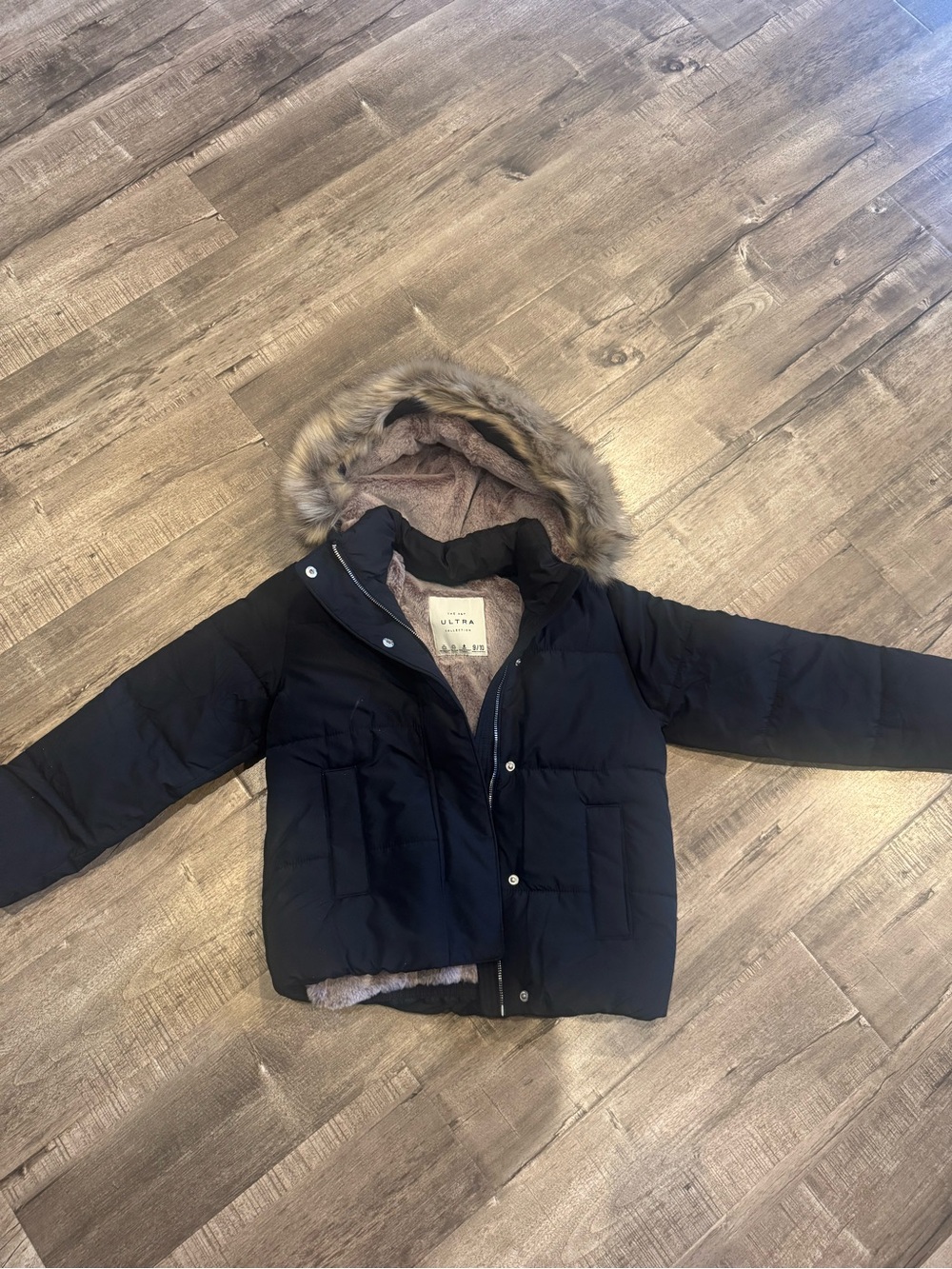 NEW Abercrombie & Fitch Kids Black Puffer Jacket with Faux Fur Hood -